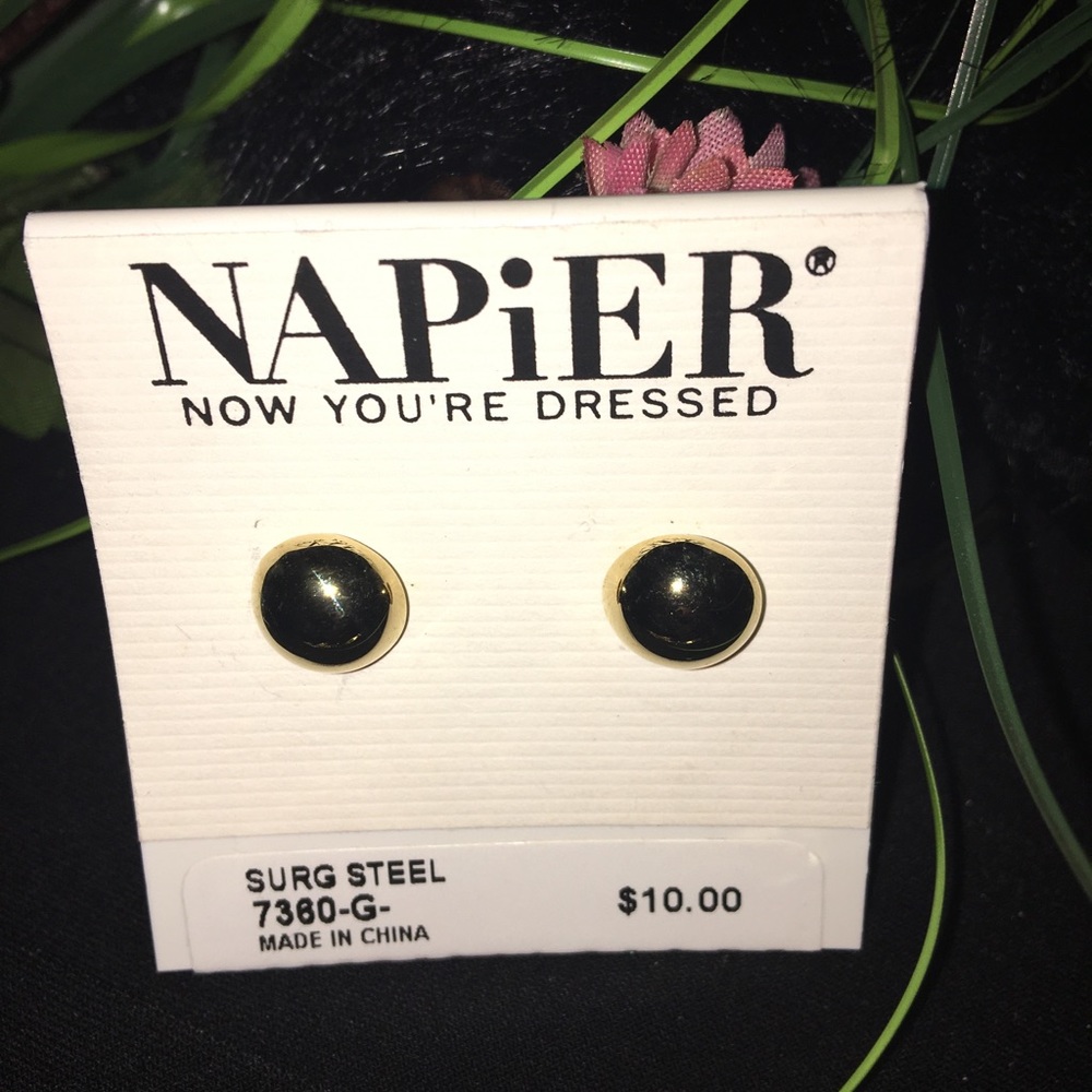 🌟 Napier Gold Button Earrings 🌟